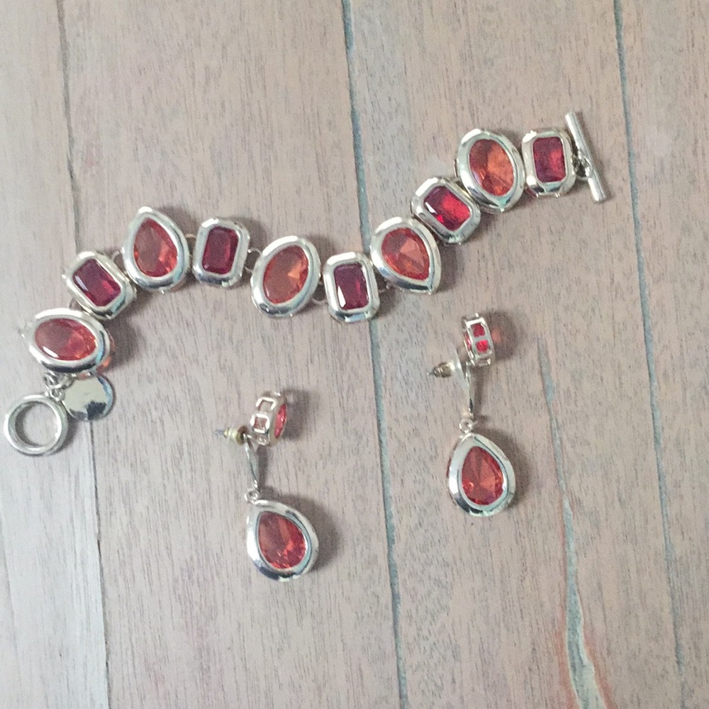 Fun, colorful bracelet and earring set